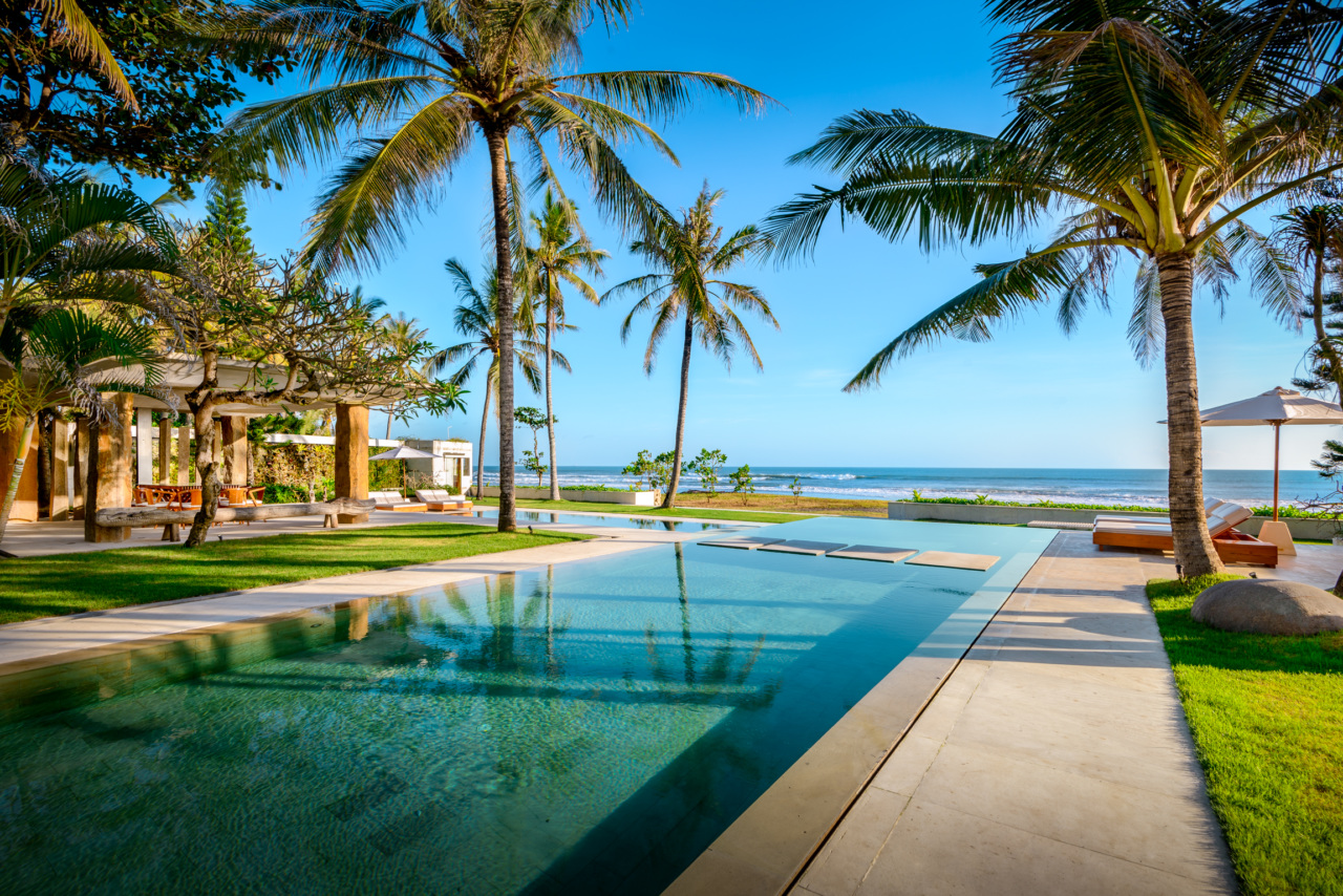 VillaVedas_2_Pool-1280x854.jpg