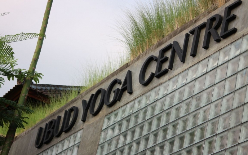 yoga-centre-1.jpg